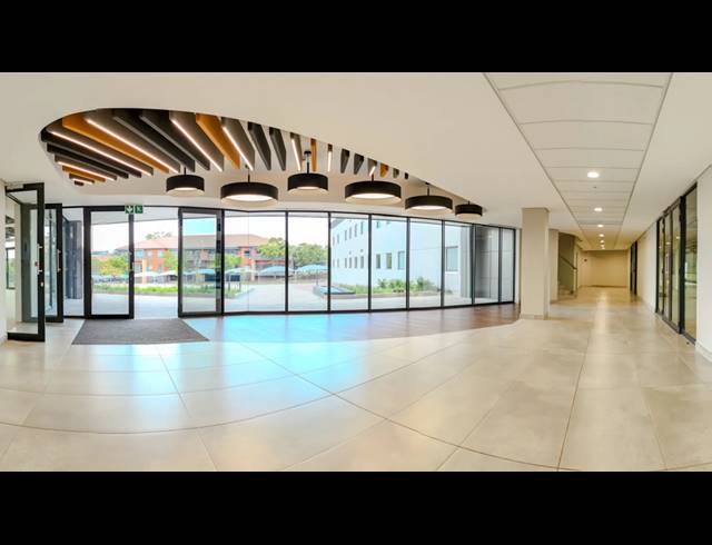 1,922M² OFFICE TO LET IN VORNA VALLEY